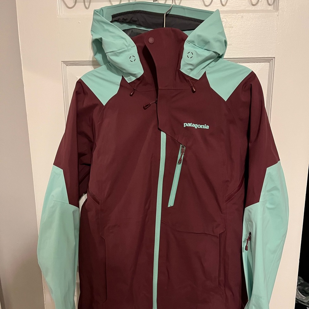 NWT Patagonia Ski/Snowboarding Women’s S Untracked Jacket -Waterproof/Breathable